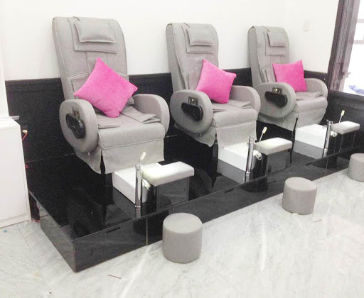 Thanh lý tiệm nail Quận 1