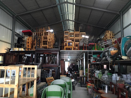 Muốn mua hàng thanh lý đồ cũ cho quán ở đâu