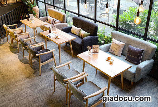 bàn ghế quán cafe