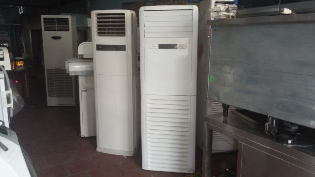 Thanh lý máy lạnh tủ đứng cho nhà hàng