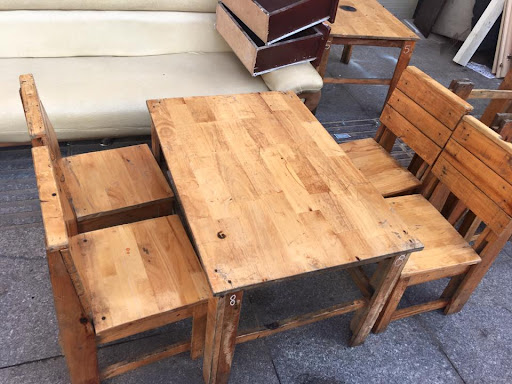 Thanh lý bàn ghế quán nhậu