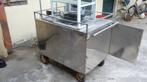 Thanh lý xe inox bán hàng