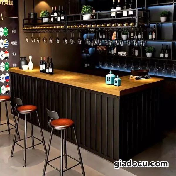 Nội thất và bàn ghế quán bar