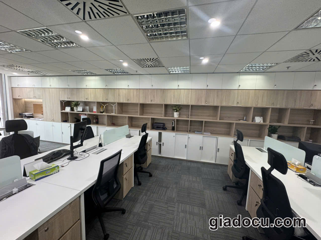 văn phòng làm việc