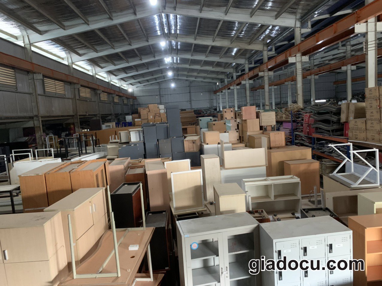 Thu mua đồ cũ tận nơi giá cao – Uy tín, nhanh chóng, không ép giá